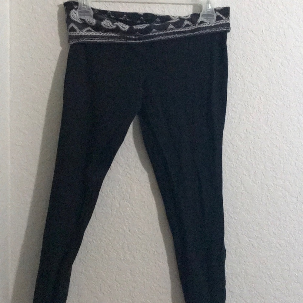 Paisley waisted yoga pants